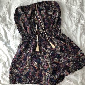 Cute detailed Romper.